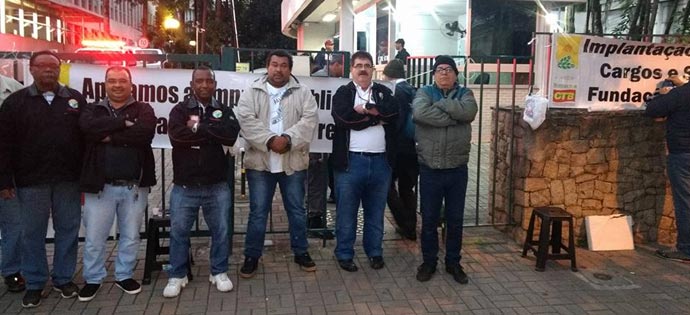 CETESB – Trabalhadores estão em greve