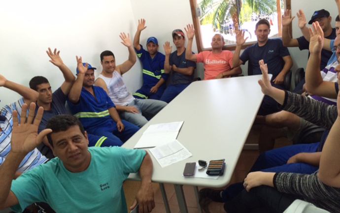 Trabalhadores da CAB Piquete - 31-07-2015