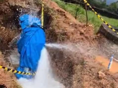 Vazamentos da Sabesp | Demissões e falta de manuntenção preventiva revelam abandono da rede de água em SP